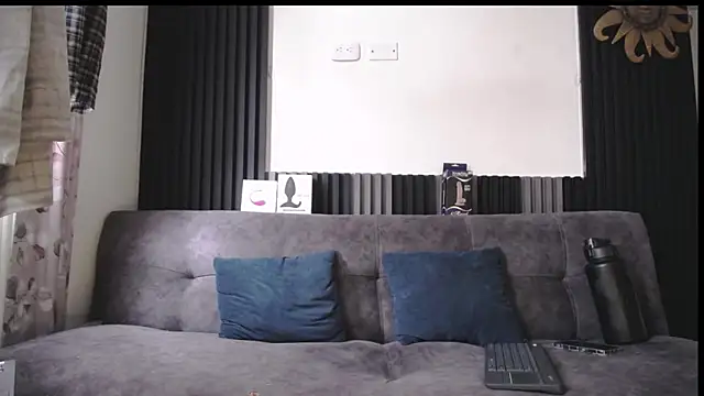 Santiago_kiler Pertunjukan Webcam