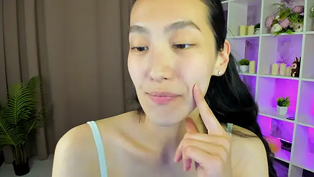 Chat +18 de FlirtyAura ao vivo