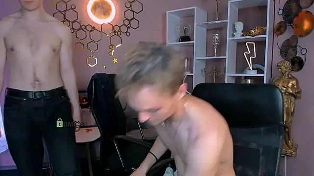 Онлайн чат XXX john_lik