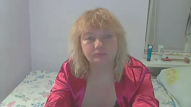 Lusi-777 Adlı Modelin Canlı XXX Sohbeti