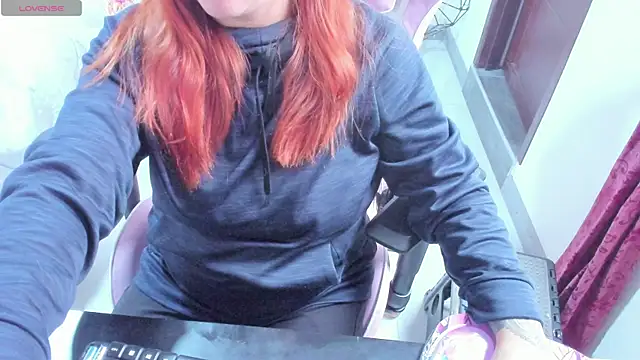 Luna_Paris_'s Live XXX Chat