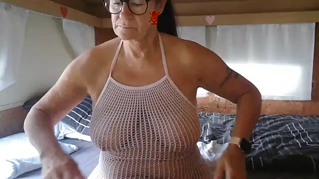 Sylly Live XXX-chat