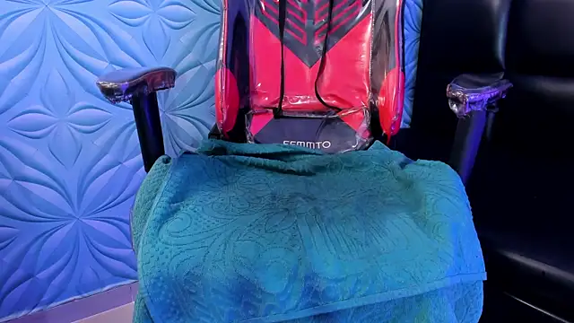 Milk_max_18 Show Webcam