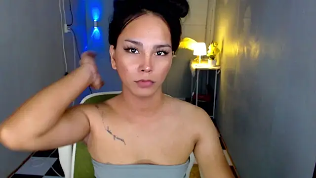 SanyaGirlx Pertunjukan Webcam