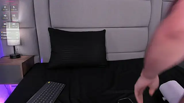 Chat XXX en directo de lexiee__