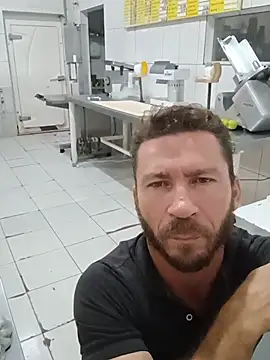Chat XXX en directo de RobertoLuiz84