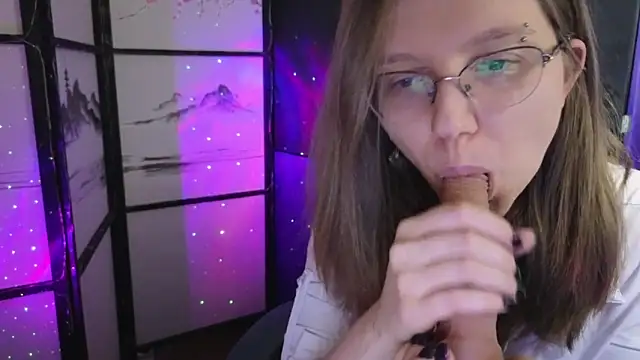 scarlettsrose's Live XXX Chat