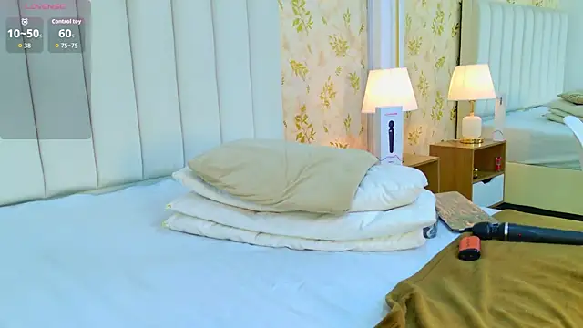 Khloe_Moon Chat XXX live