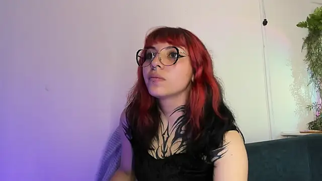 morgana_white Adlı Modelin Canlı XXX Sohbeti