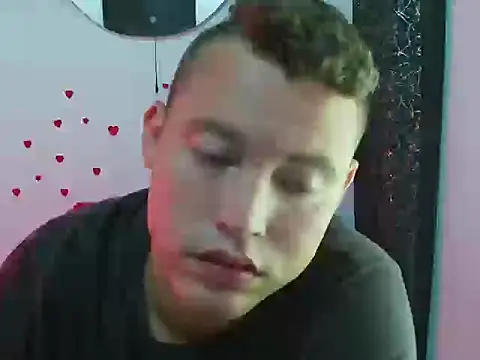 Show modela sven_fox723 na web-kameri