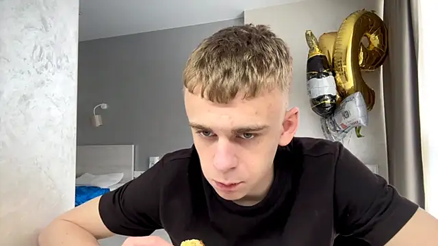 SoloFury Live XXX-chat