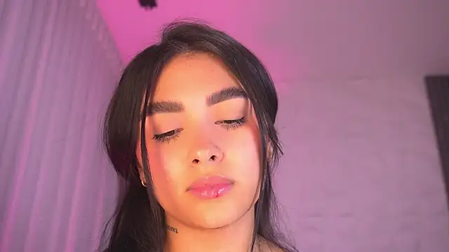 katy_rioss élő XXX-chatje