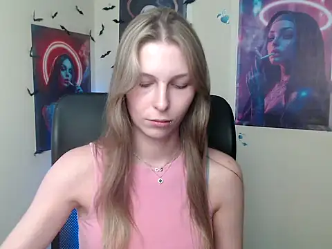 StrangerGi: απευθείας συνομιλία ΧΧΧ