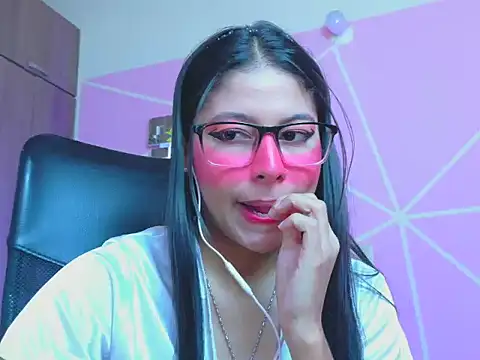 Živý XXX chat _ALLYSON18_