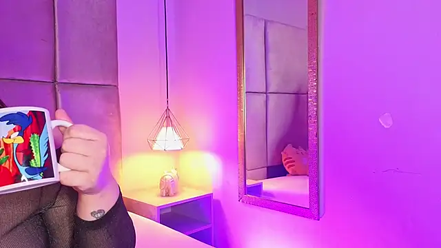 Martinna_Cooper_'s Webcam Show