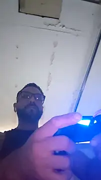 Forbidden_daddy webkamerás műsora