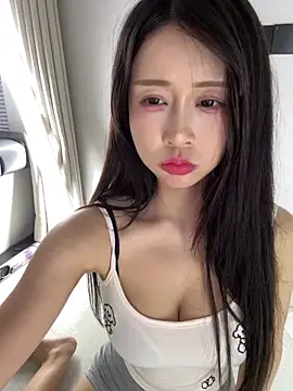 yiyi_3523 Live XXX-chat
