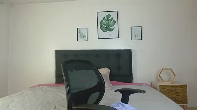 samanthachop's Live XXX Chat