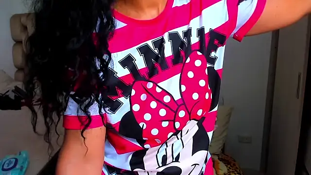 XXX chat uživo modela alaskmiller1