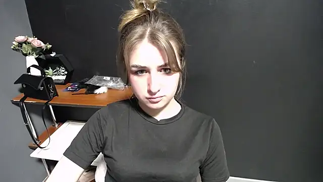 Chat XXX en directo de Sunny_siren