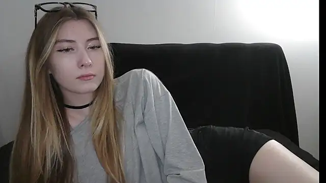 ErikaShyy Live XXX Chat