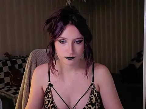Chat +18 de violet-siren-x ao vivo
