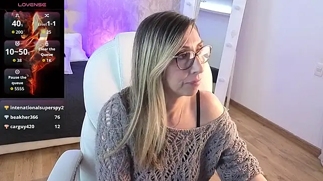 Chat XXX en directo de Scarlett_079