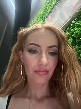 CataleyaKirk Adlı Modelin Canlı XXX Sohbeti