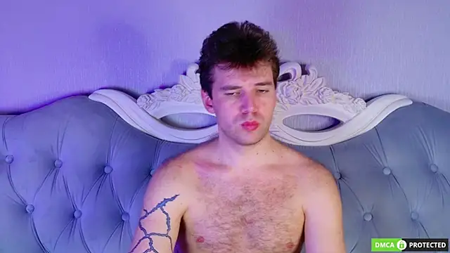 แชท XXX สดของ ArthurMeyers