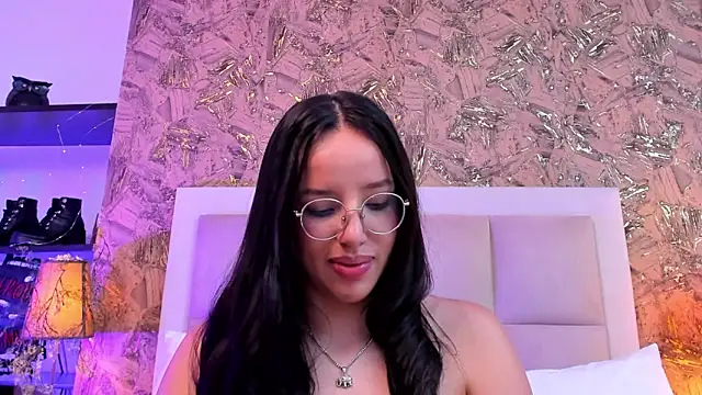 ValkyriaSteel Chat XXX in diretta