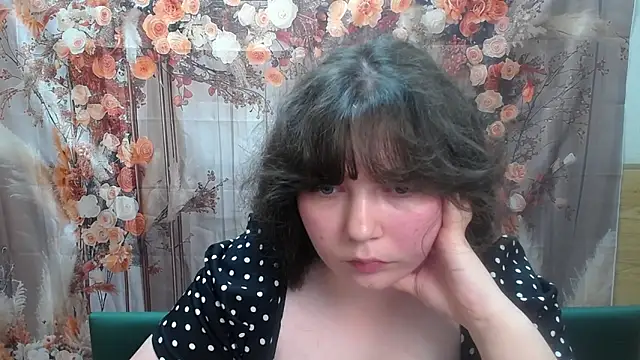 NeonilaLisova's Live XXX Chat