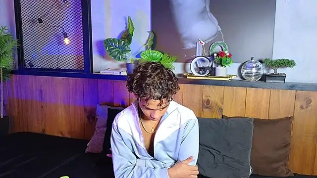 عرض كام AlanCutee