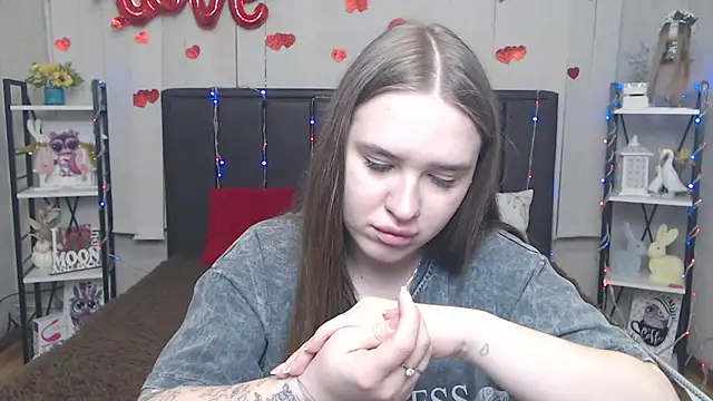 Chatroom XXX en direct de LauraHlot