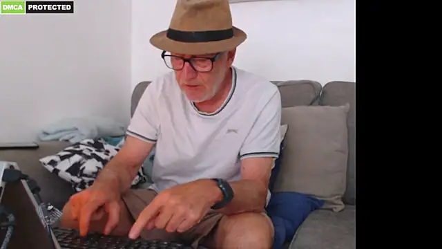 XXX chat uživo modela bluedae1