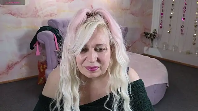 Czat XXX na żywo – Penelope_Pinky