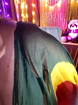 ع رض كام alinaarora