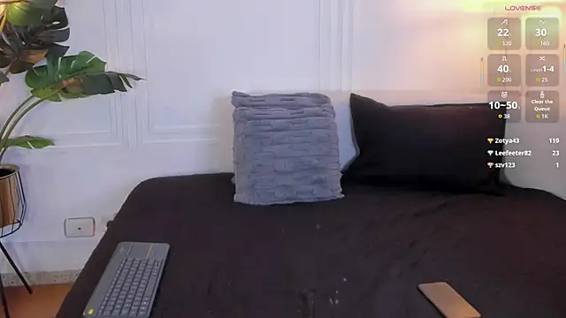 Hannaa_Thommsoon élő XXX-chatje