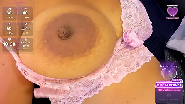 BustyGlow's Live XXX Chat