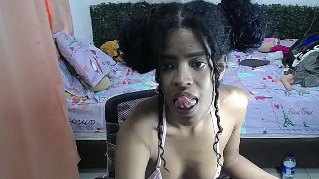thianahorny's Webcam Show