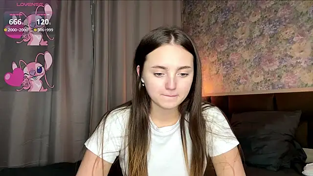 LoraDavi Adlı Modelin Canlı XXX Sohbeti