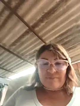 Chat XXX ao vivo de AlexxiaaMat