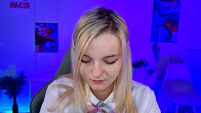 XXX chat uživo modela Angela_Bunny