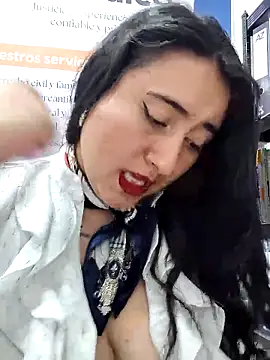 _Sarah-Office1 – Live XXX-chat