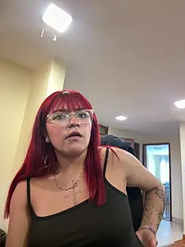 Show de AngieRousse_ na webcam