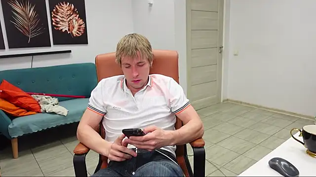 Czat XXX na żywo – Richard_Hards