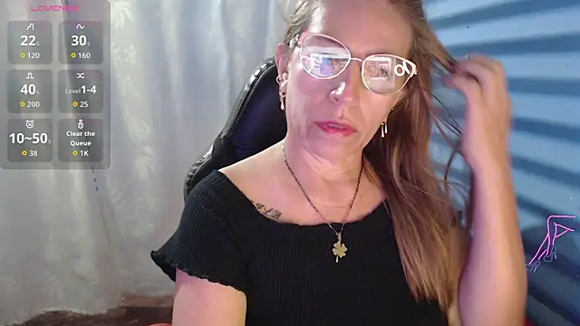 Chayla_Ruiz 现场XXX聊天