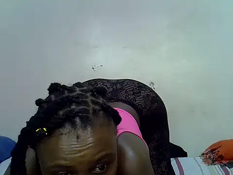 Chatroom XXX en direct de Rasta_tattooed