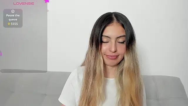 Fernanda_aaaaのライブXXXチャット