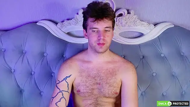 แชท XXX สดของ ArthurMeyers