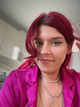 RiriRoseey's Live XXX Chat